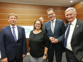DERPART inspiriert bundesweite Initiative zum Bau von 1.000 Schulen in Entwicklungsländern