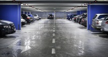 Flughafenparkplatz online buchen